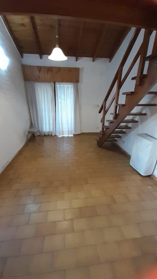 VENTA DEPARTAMENTO 2 AMBIENTES CON GAS NATURAL SIN EXPENSAS!!